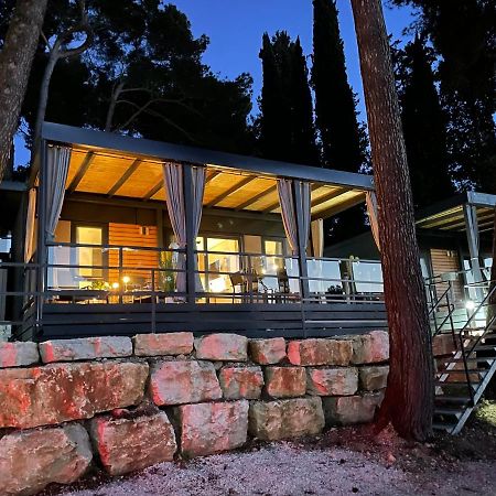 Harmonia Mobile Home ロヴィニ エクステリア 写真