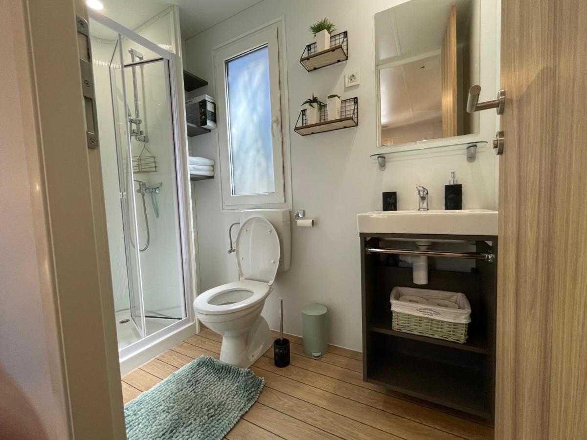 Harmonia Mobile Home ロヴィニ エクステリア 写真